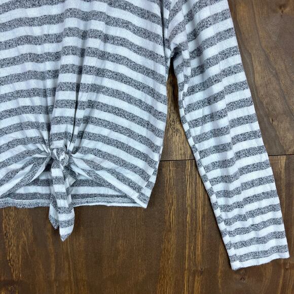 Caution To The Wind Womens Sweater Gray White Stripe Front Tie Lightweight M/L - Picture 5 of 13